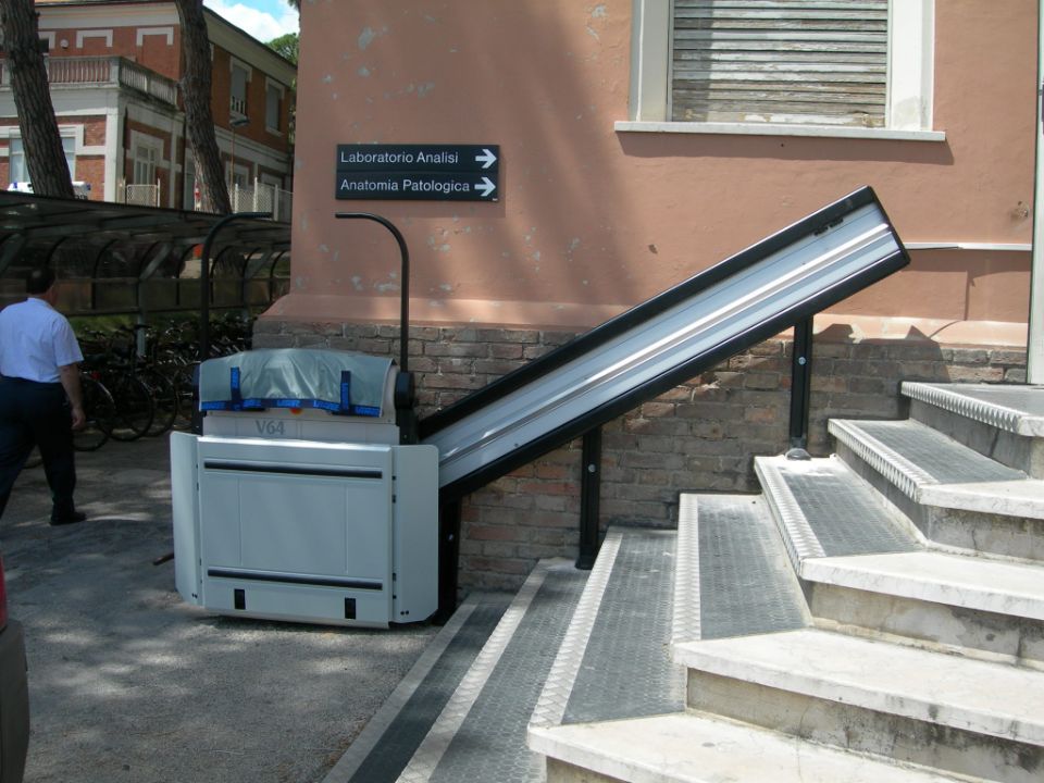 installazione servoscala per disabili