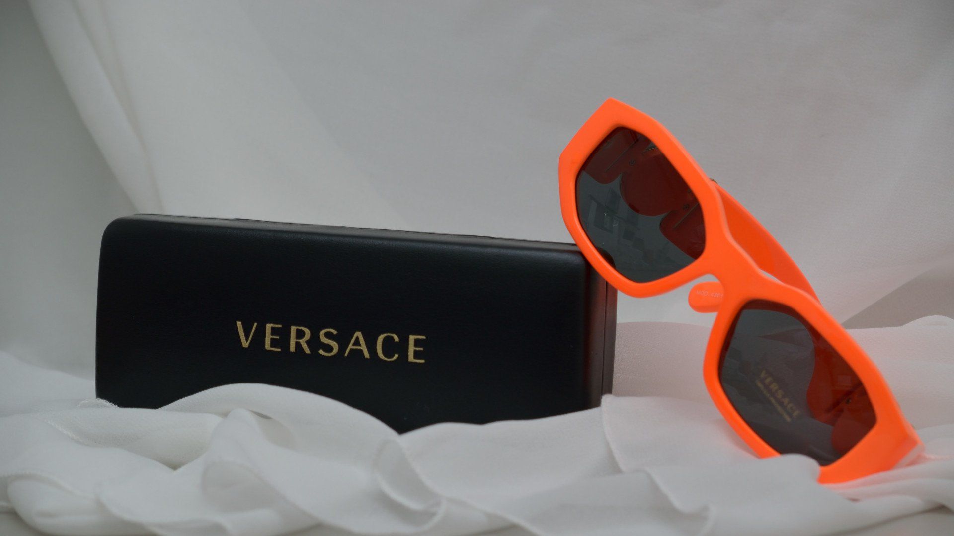 occhiale versace