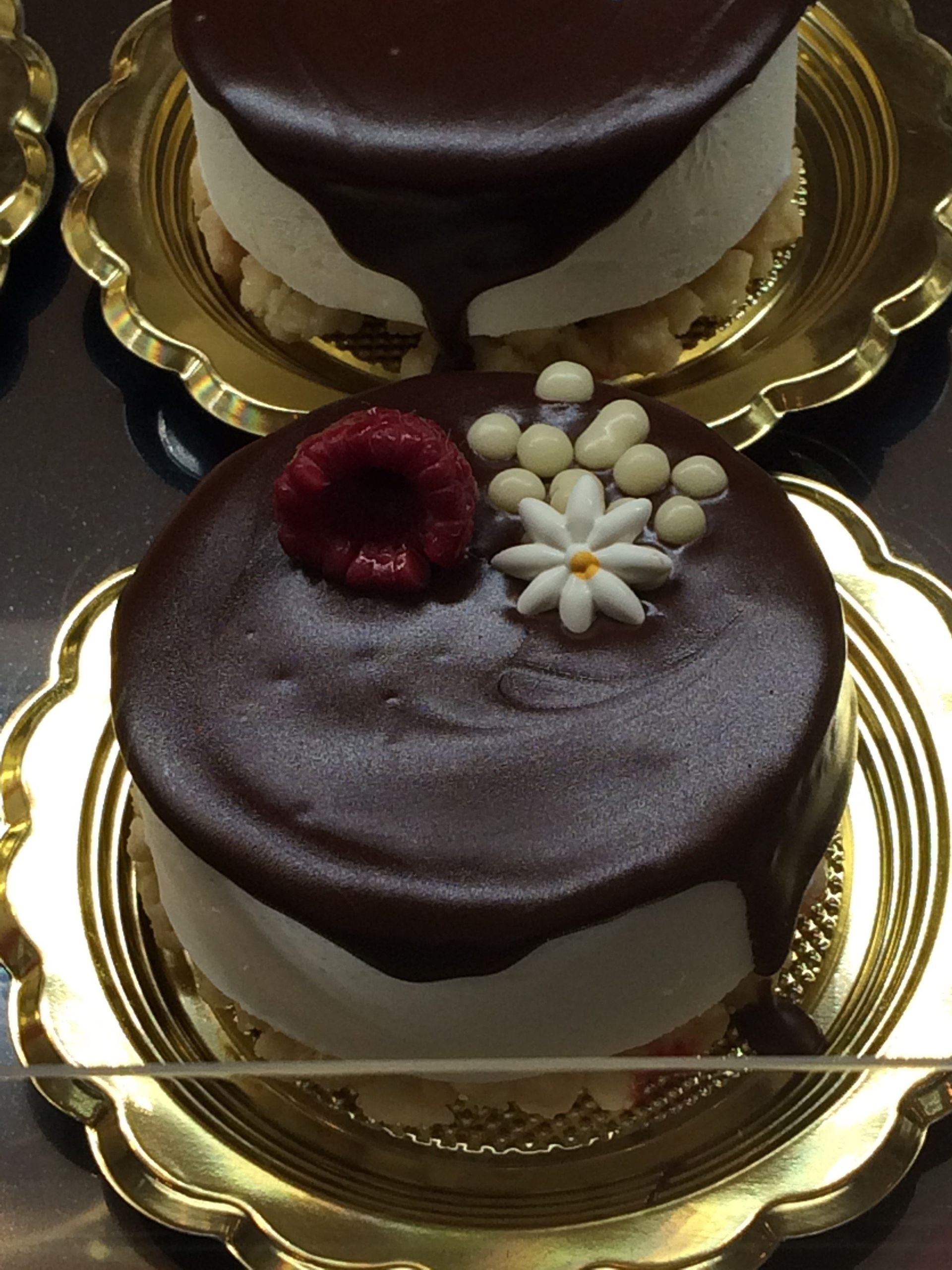 Una torta al cioccolato