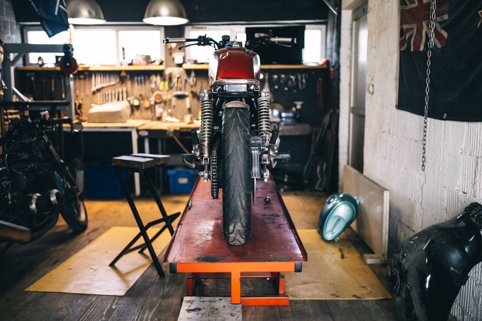 Moto su banco