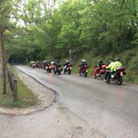 Motociclisti su strada