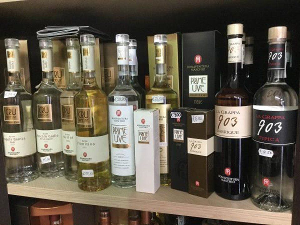 ampia scelta di vini