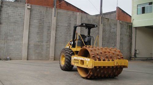 Locação de Rolo Compactador - TZ Rental