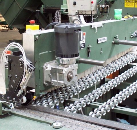 DUAL-ROLLER CHAIN CLUTCH SPROCKETS