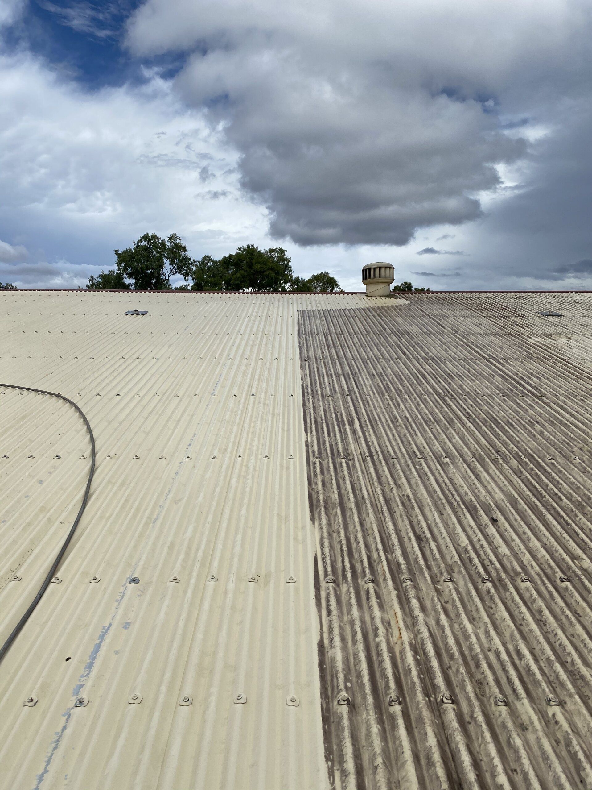 Before And After Cleaning The Roof — FNQ Pressure Cleaning in Atherton, QLD