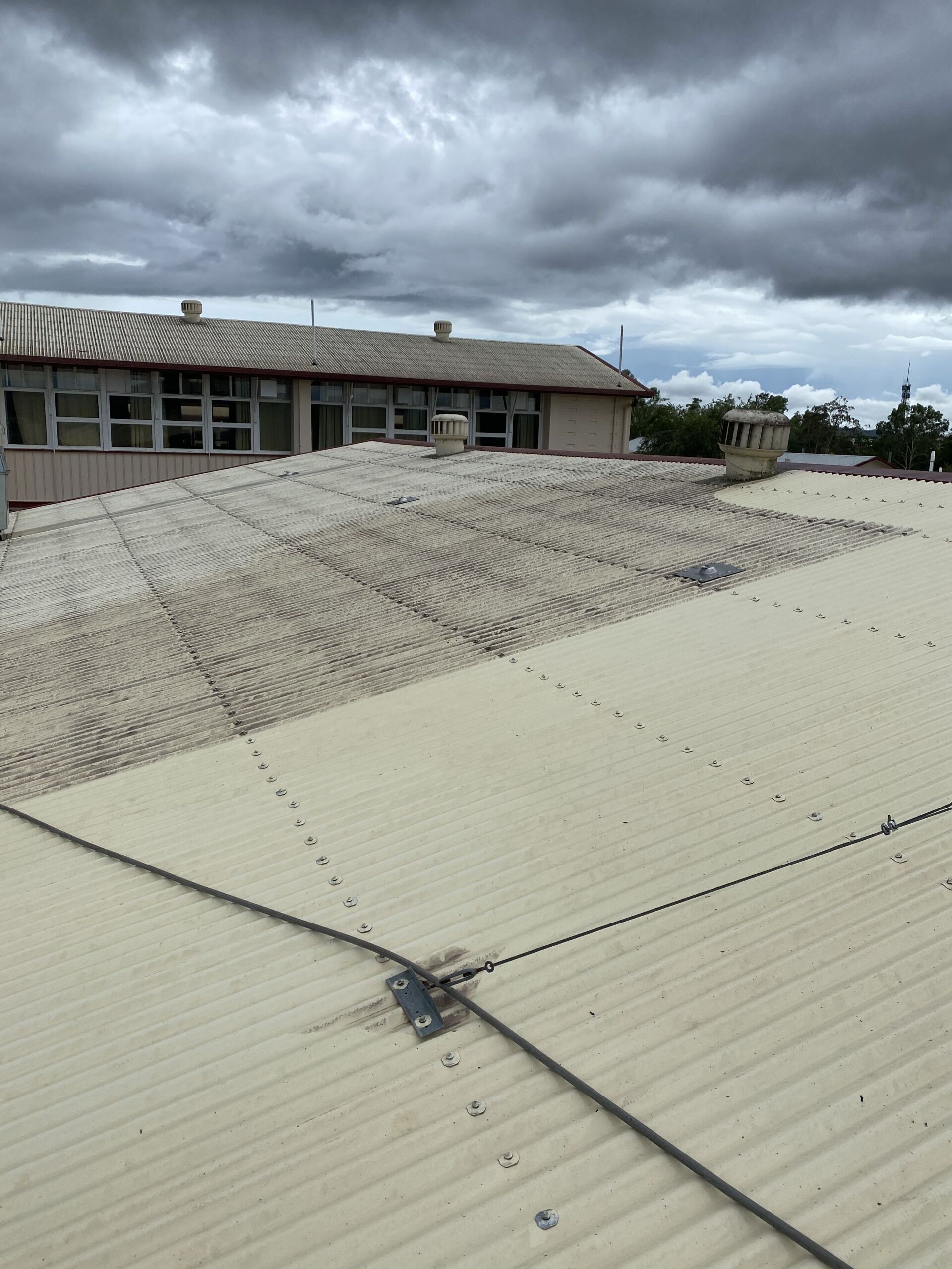 Roof Before And After Using Pressure Cleaning — FNQ Pressure Cleaning in Atherton, QLD