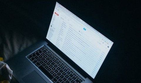 Gmail Ads via Google AdWords