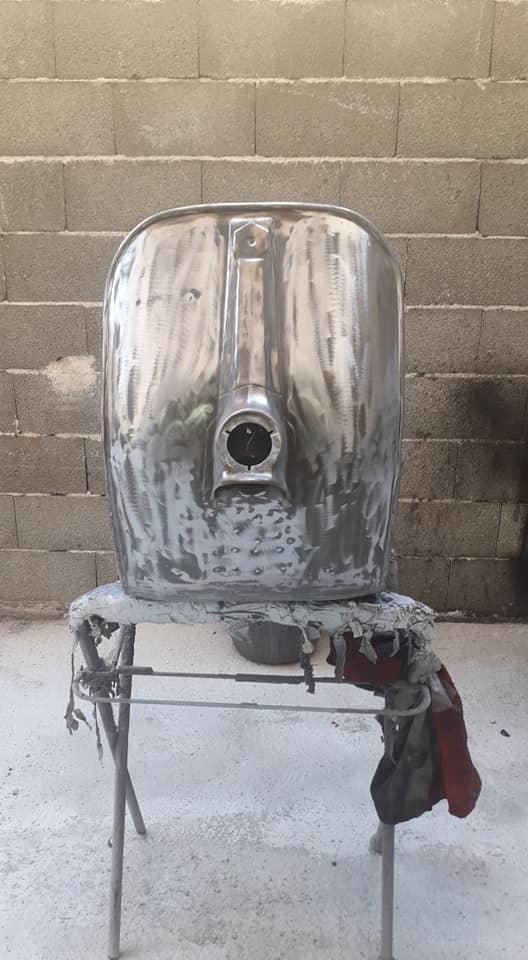 telaio vespa arrugginito