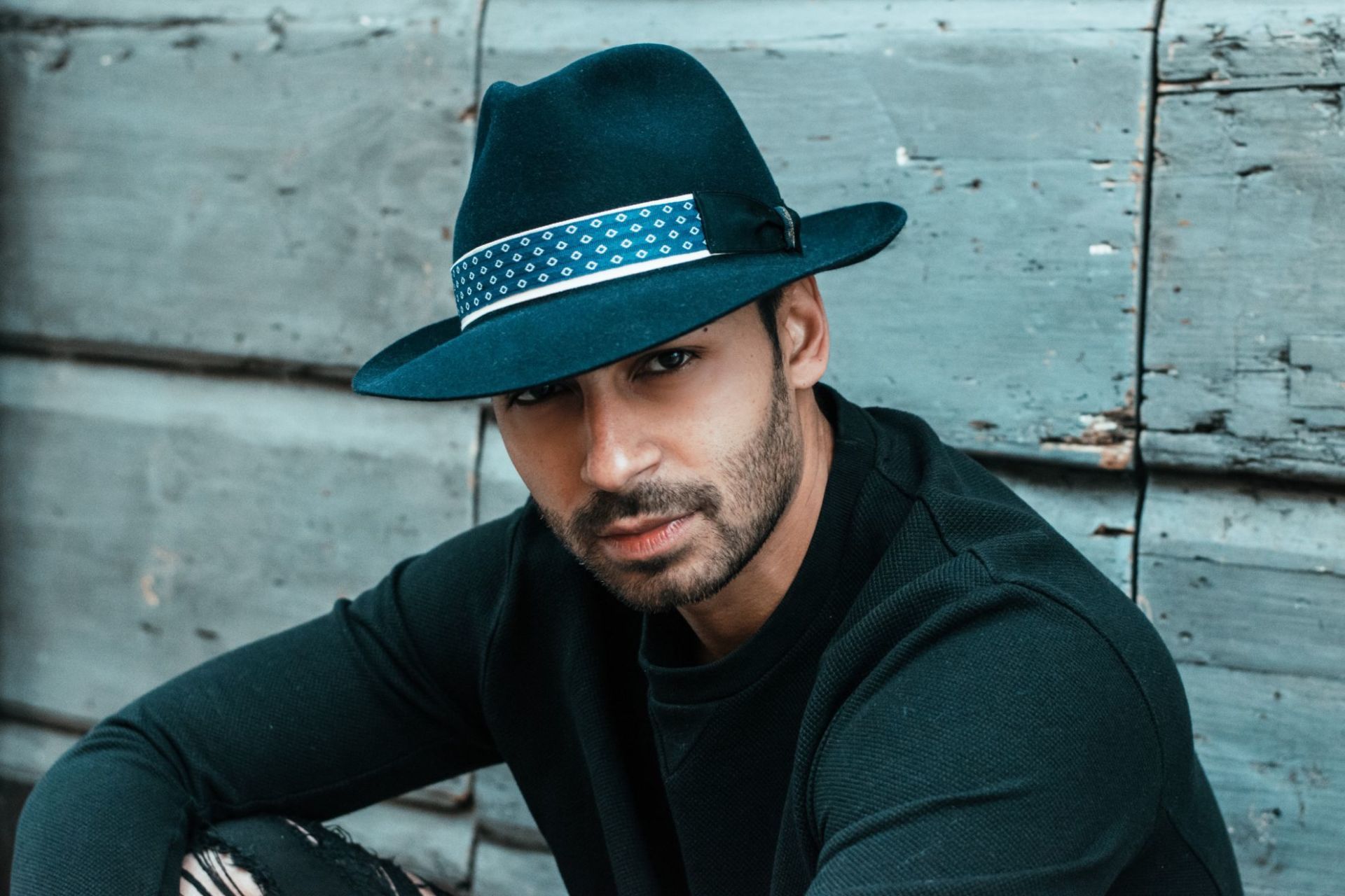 cappello invernale con fascia