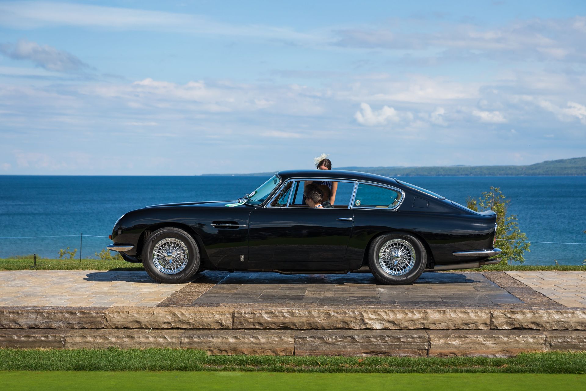 1966 Aston MArtin DB6 Vantage - 3rd