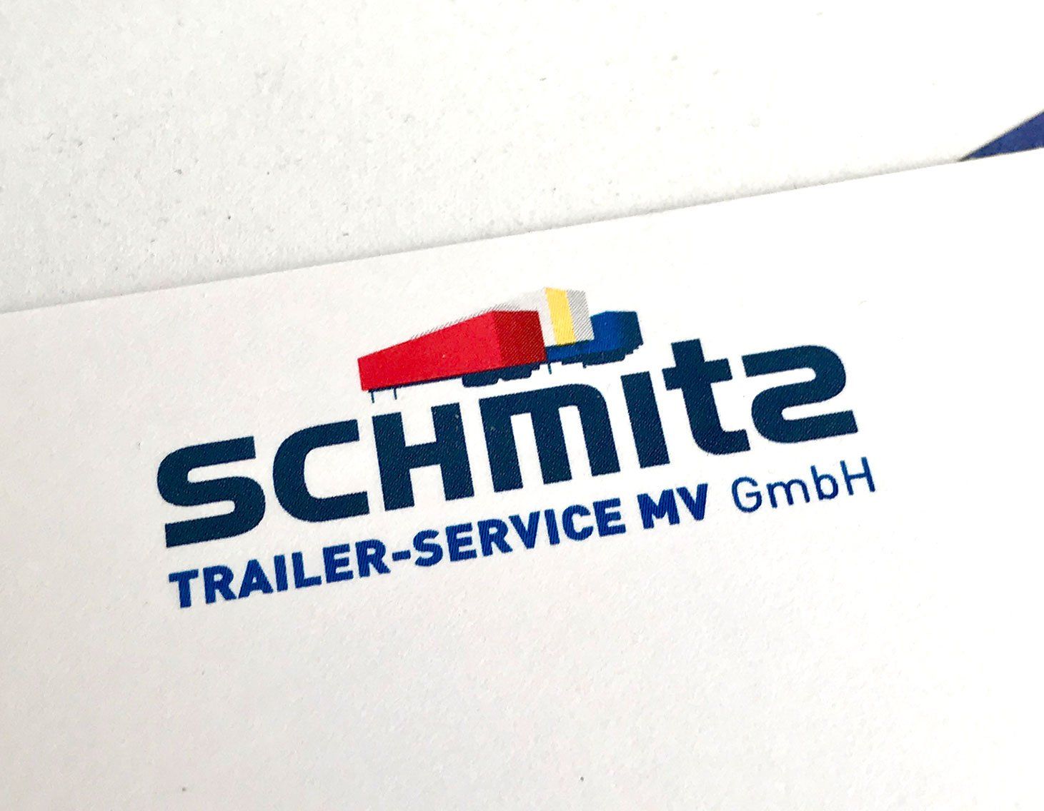 Entwicklung einer Wort-/Bildmarke.
