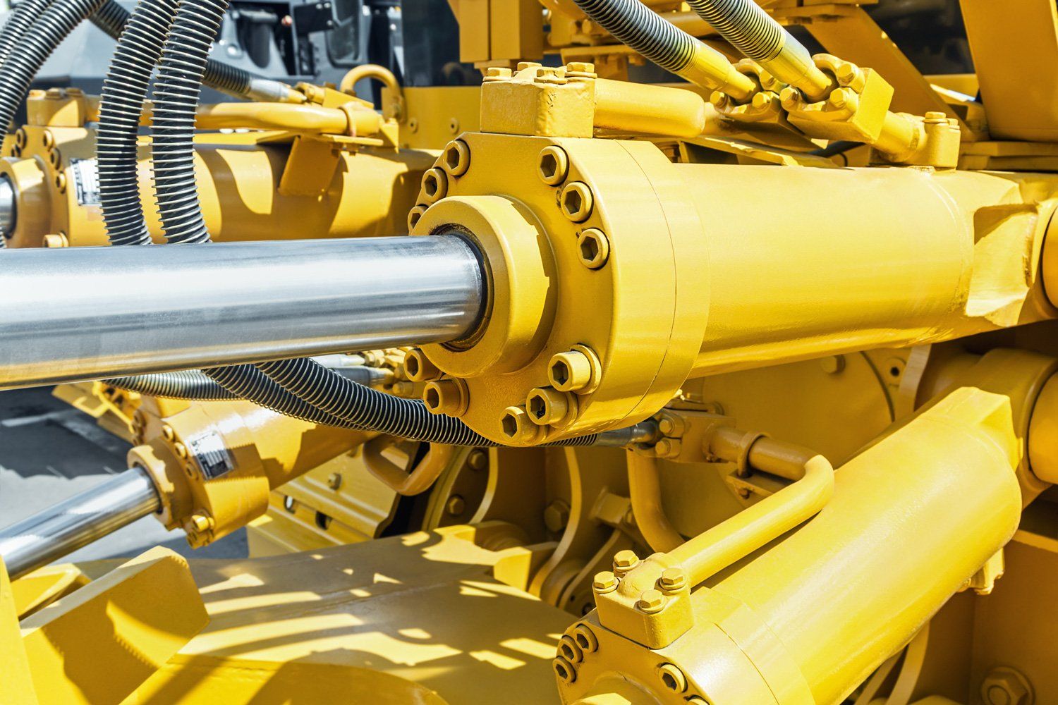 Hydraulic Pipes — Brunswick, OH — Quad Fluid Dynamics Inc