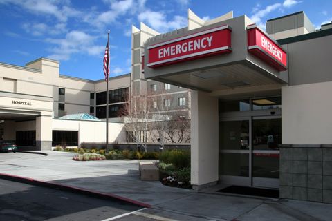 Hospitals need the Sharps Terminator® Device Hospitals need the Sharps Terminator® Device