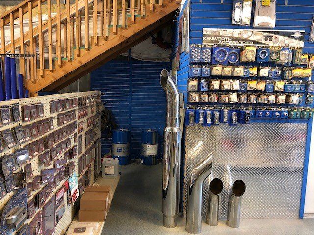 Truck Parts Exhausts | Monroe, WA | Kenny’s Truck Parts & Repair