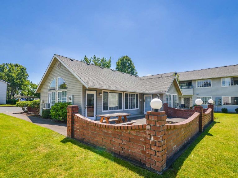 MEADOWS APARTMENTS