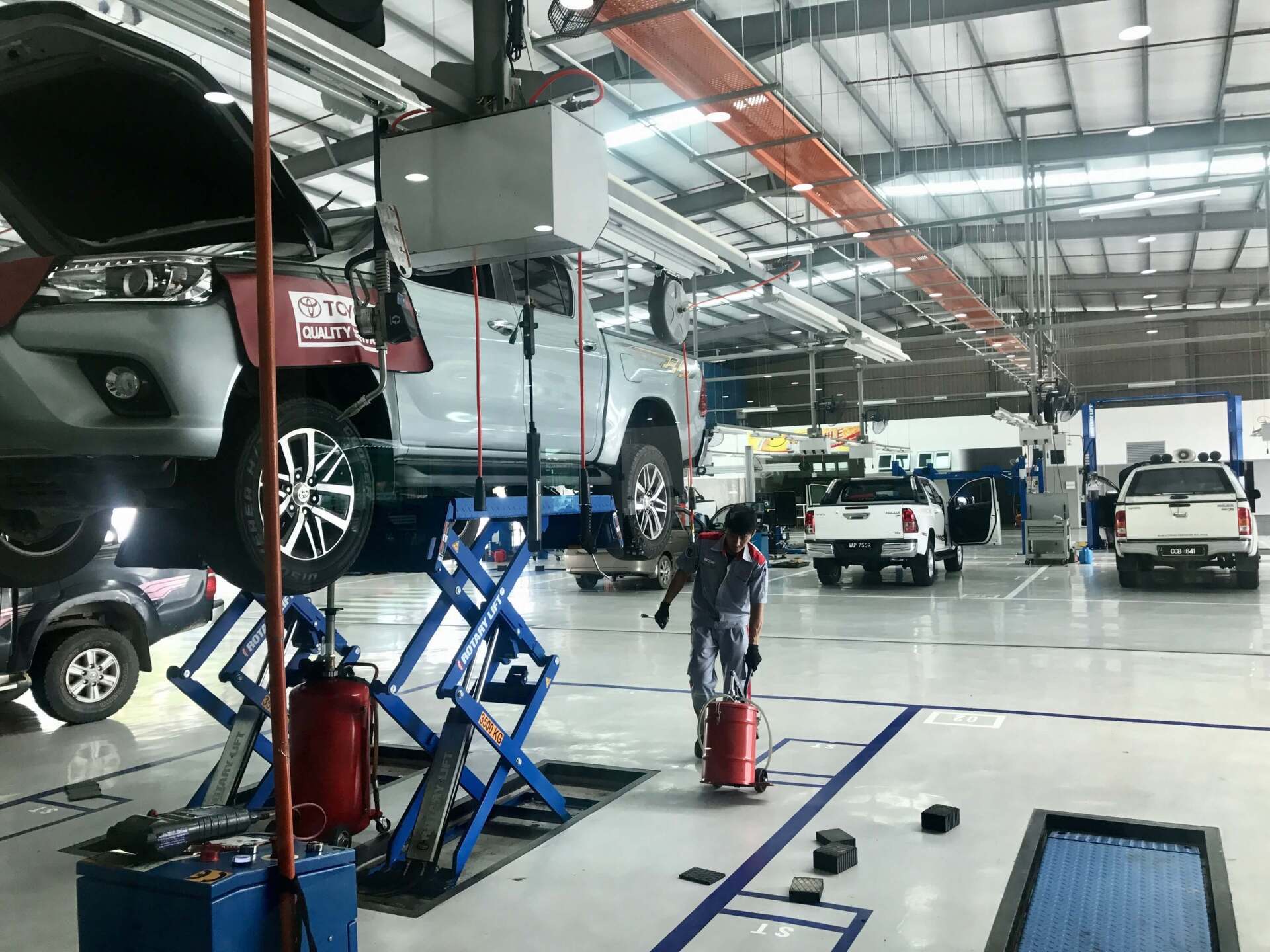 interno dell'officina