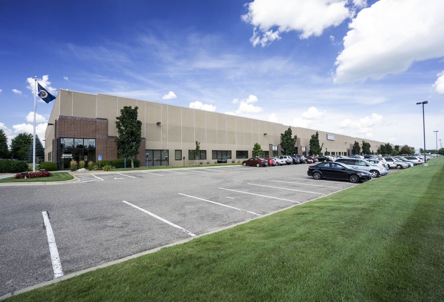 RR Donnelley Commercial Building — Minneapolis, Mn — West Development