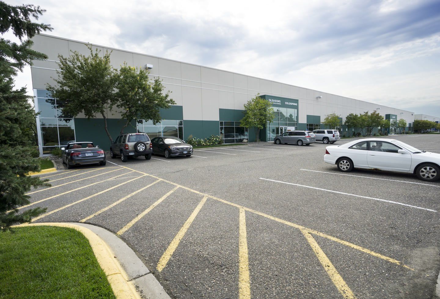 Maple Grove Commerce Center Building — Minneapolis, Mn — West Development