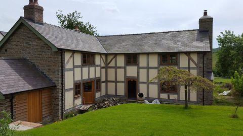 Whether you are looking to convert your unused loft into a usable space or to completely renovate your home, I can provide you with fully- functional architectural designs as per your requirements