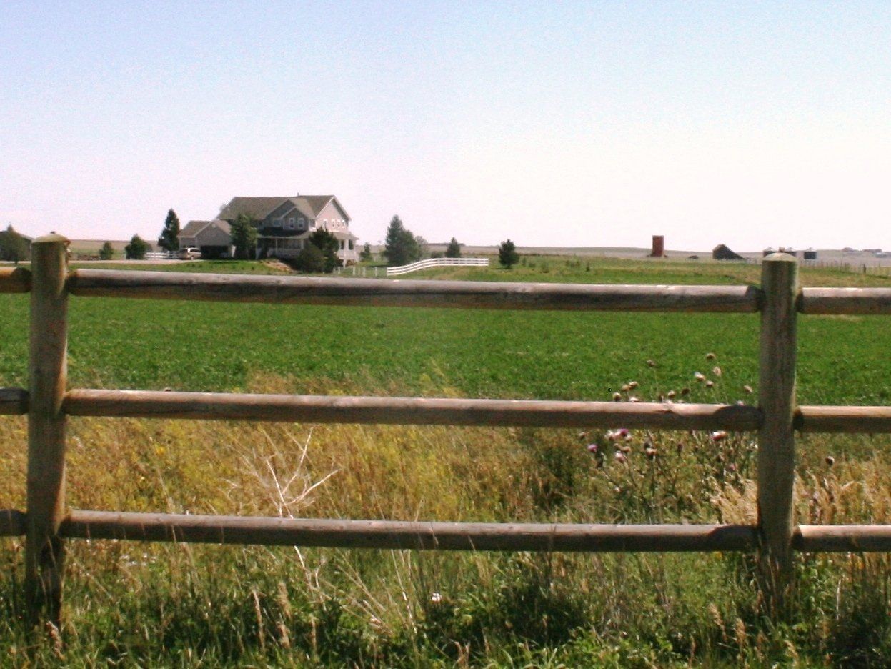 Screws and Clips — Elizabeth, CO — Estate Fence Supply Screws and Clips — Elizabeth, CO — Estate Fence Supply