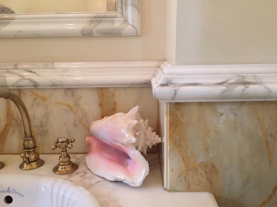 Marmo sintetico per arredamento del bagno
