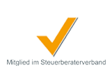 A yellow check mark with the words mitglied im steuerberaterverband written below it.