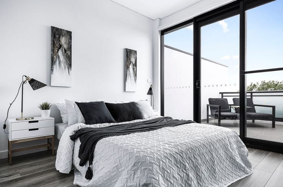 bedroom wall decor