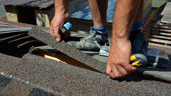Roofing Services — Repairing Roof Shingles in Baton Rouge, LA Roofing Services — Repairing Roof Shingles in Baton Rouge, LA