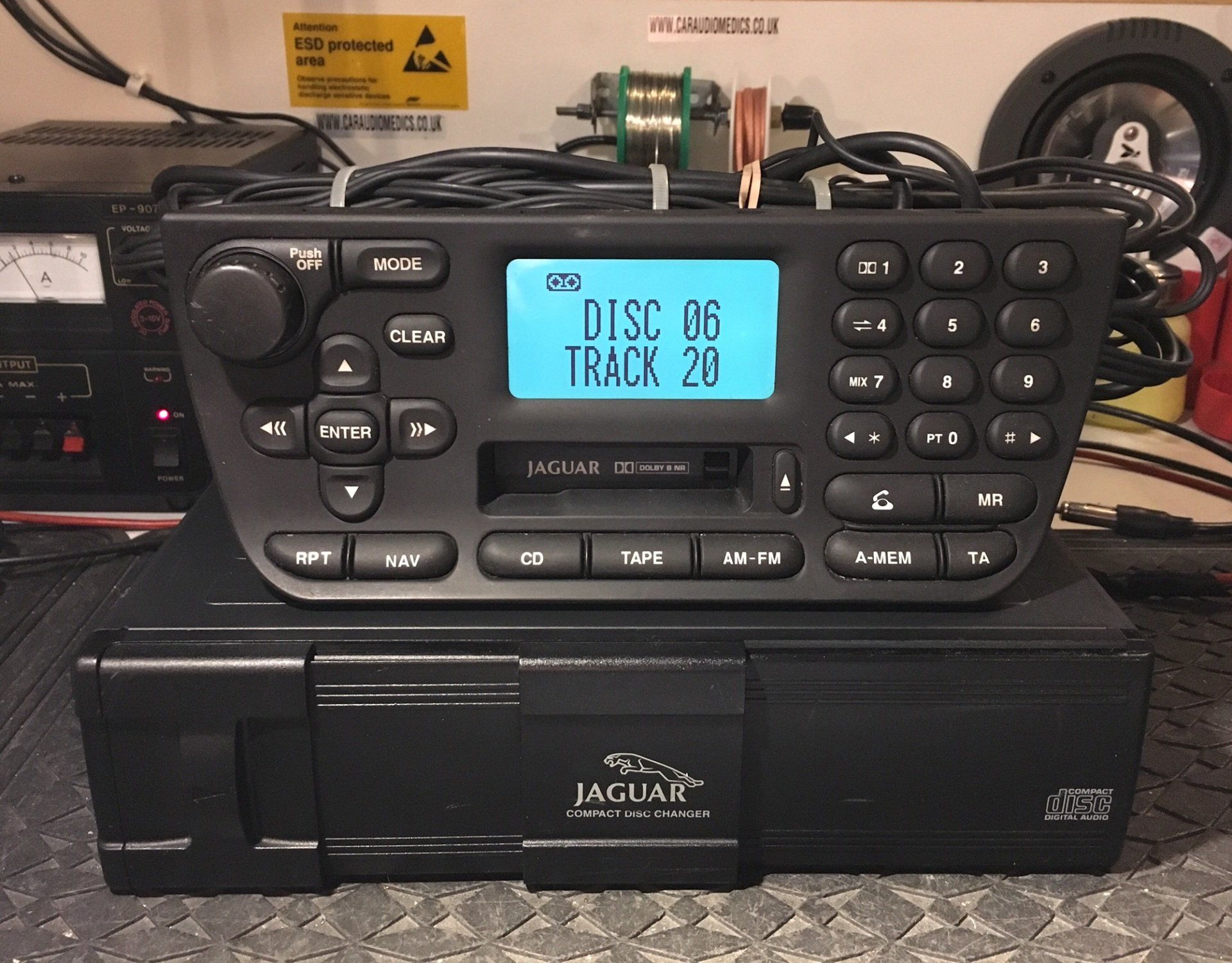 Jaguar XF XJ XJS IX43 6 CD Changer No CD No Magazine CD Error