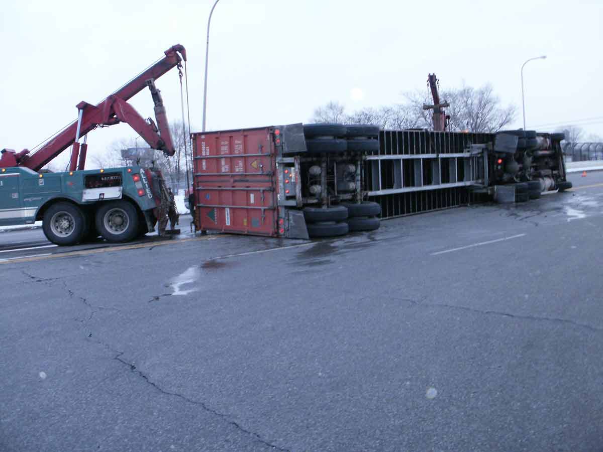 Accident Towing — Accident on Truck in Detroit, MI