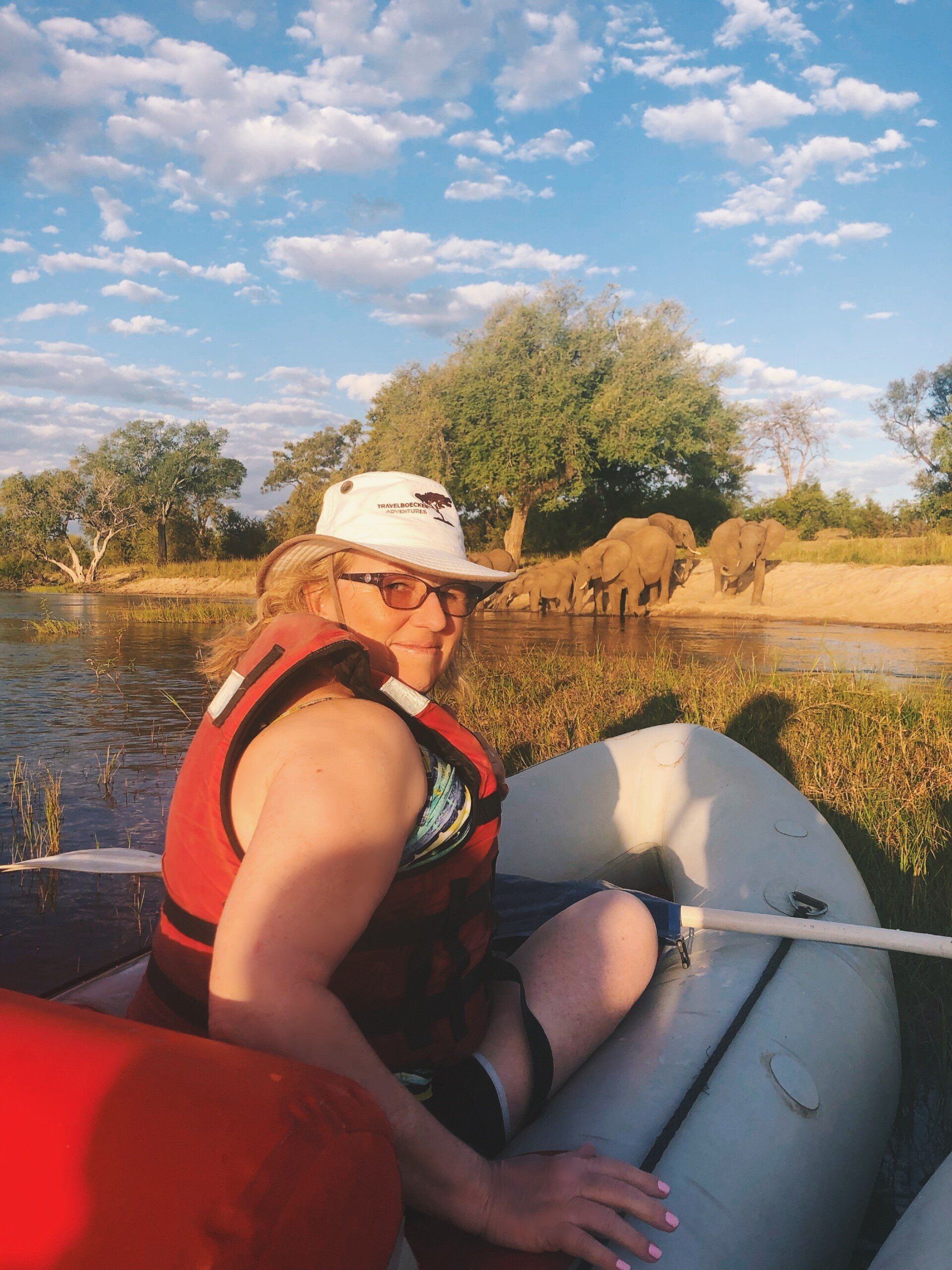 Zimbabwe Safari, Zambezi River canoeing