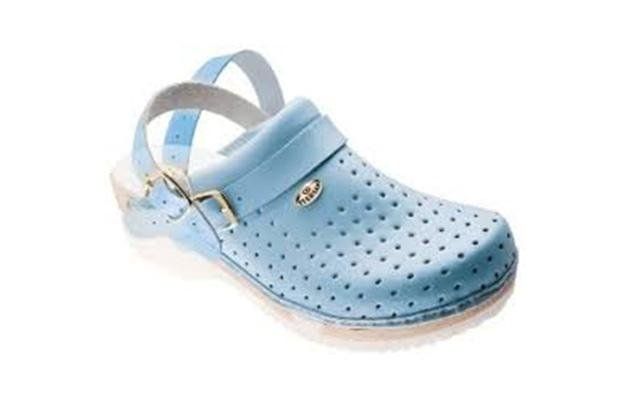 zoccolo sanitario azzurro