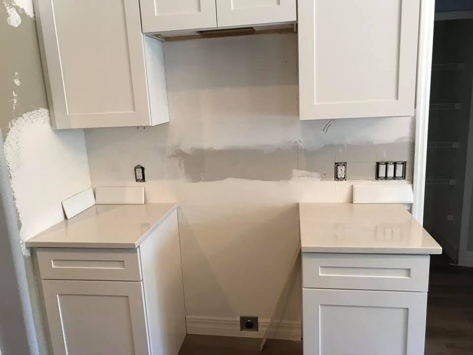 Unfinished Wall Paint — Nokomis, FL — Bay Pointe Kitchen and Bath