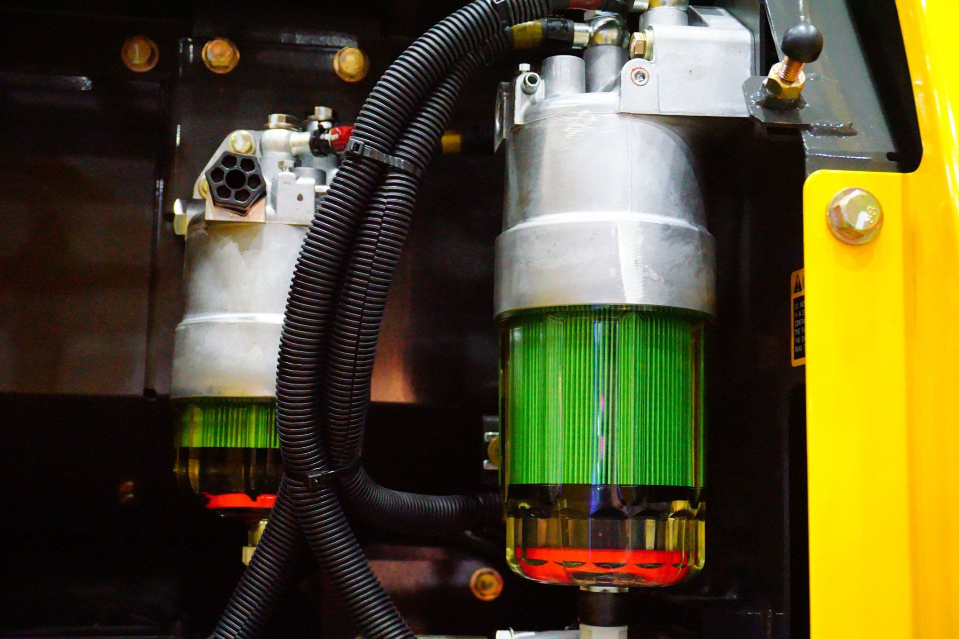 Hydraulic Oil — Hydraulic Oil Filter Coupling in Houma, LA Hydraulic Oil — Hydraulic Oil Filter Coupling in Houma, LA