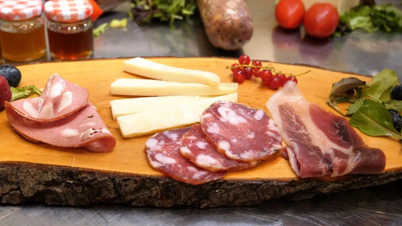 Tagliere misto con formaggio