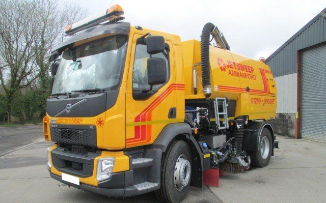 Self-drive hire