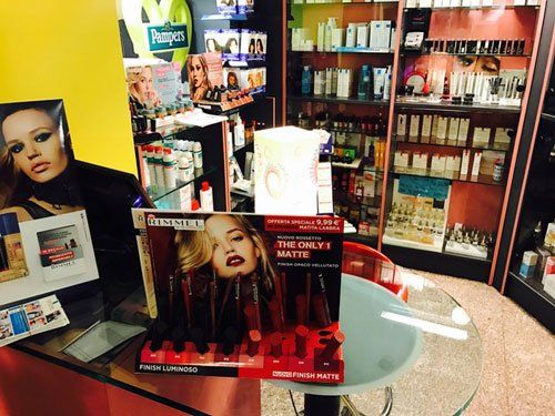 cosmetica in esposizione