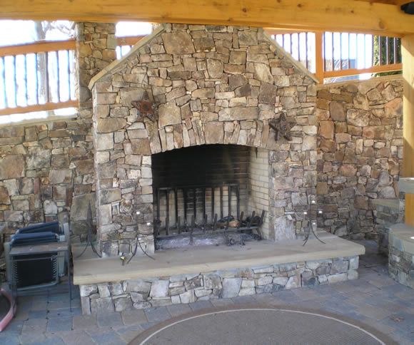 Arkansas Fieldstone Natural Straight Edge Fireplace