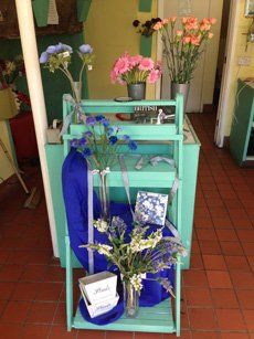 Flowers, decorations and bouquets