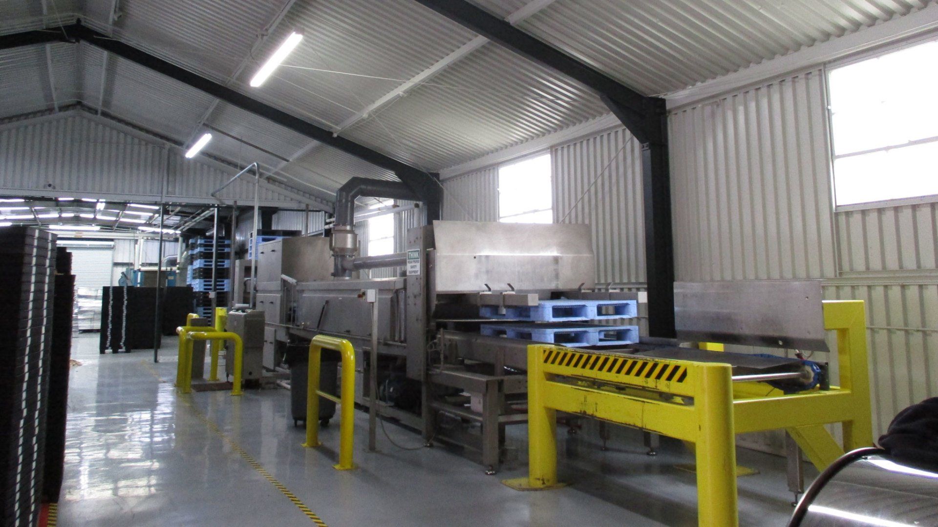 Returnable Packaging Cleaning