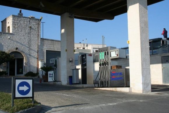 stazione di servizio