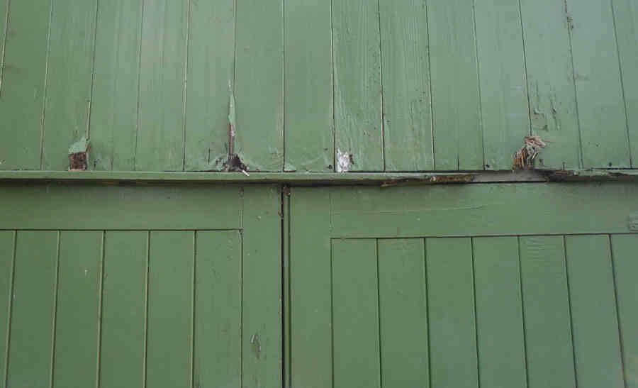 Damaged garage doors Tilsworth, Beds