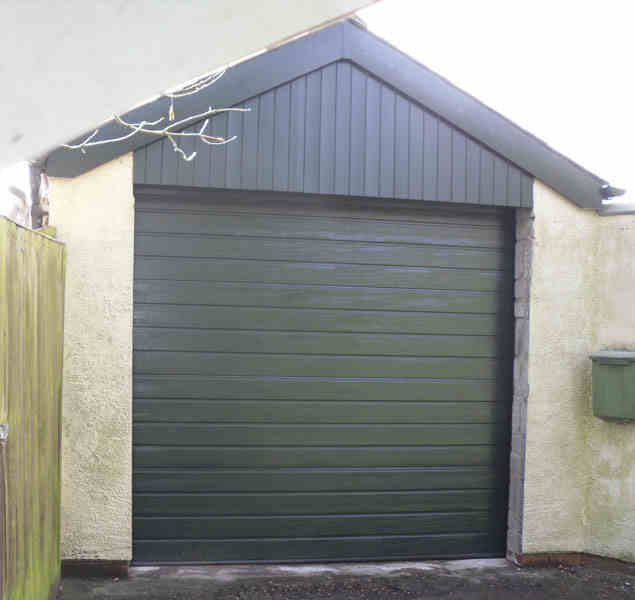 Hormann LPU40 sectional overhead garage door