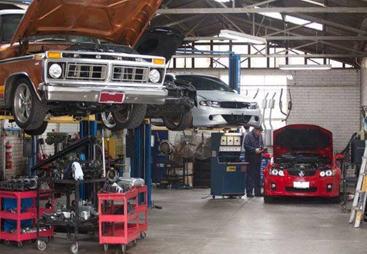 cars at the mechanics