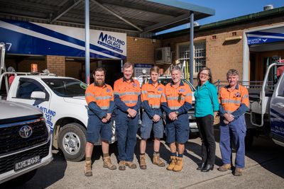 Maitland glass employees — About Maitland Glass Repairs & Windscreen in Rutherford, NSW Maitland glass employees — About Maitland Glass Repairs & Windscreen in Rutherford, NSW
