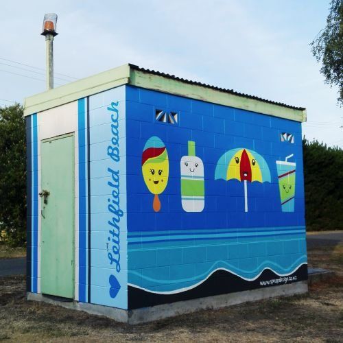 margot korhonen, muralist, artist, nz, hurunui, leithfield Beach