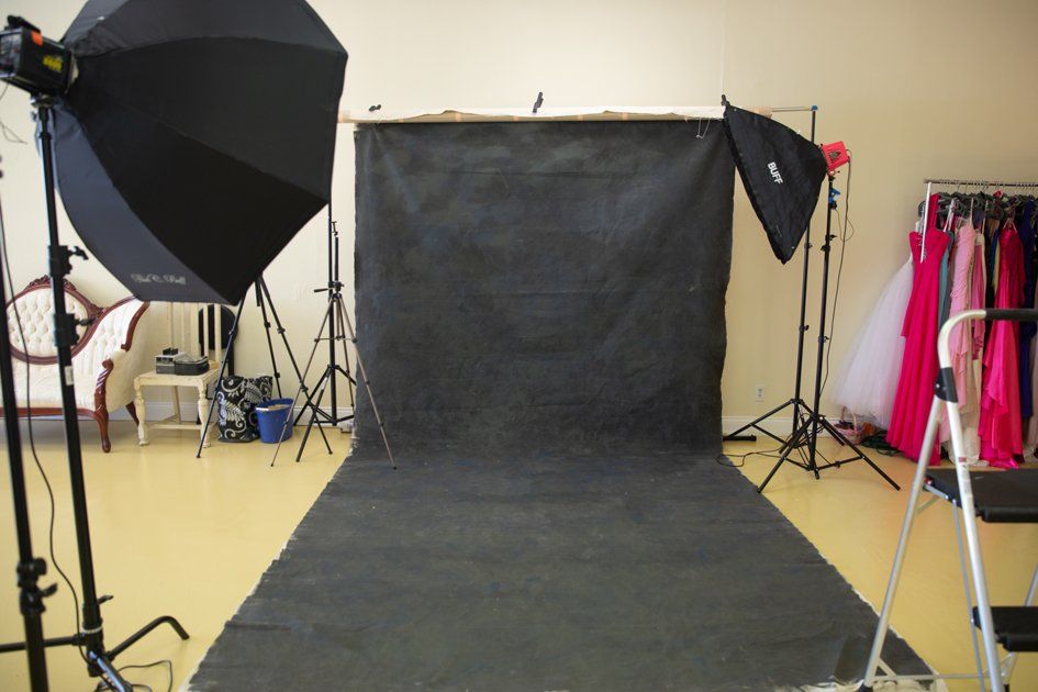 senior photographers near me image