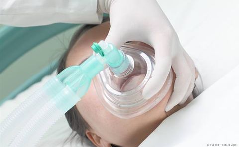 Zahnbehandlung in Narkose für Patienten mit Zahnarztangst und Zahnarztphobie Zahnbehandlung in Narkose für Patienten mit Zahnarztangst und Zahnarztphobie