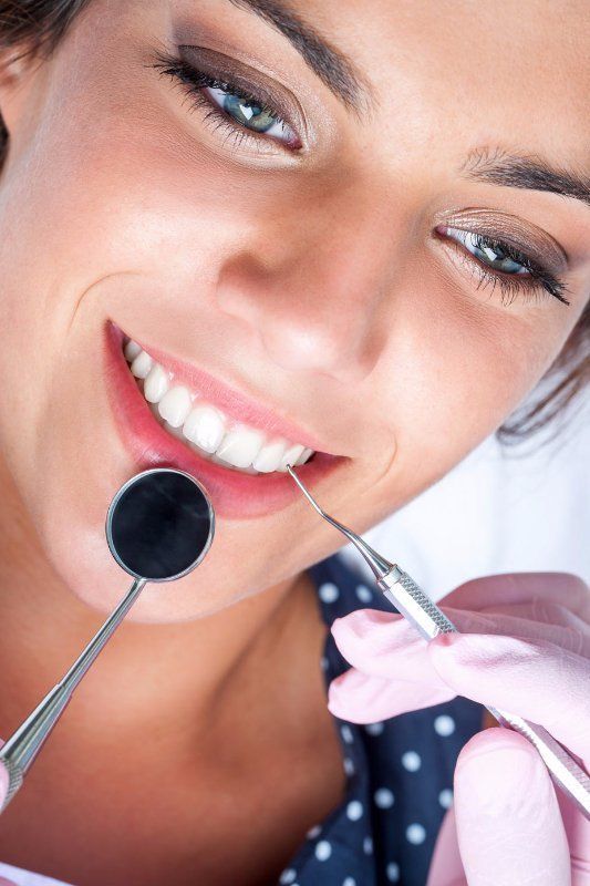 Cleaning girl cleaning teeth
