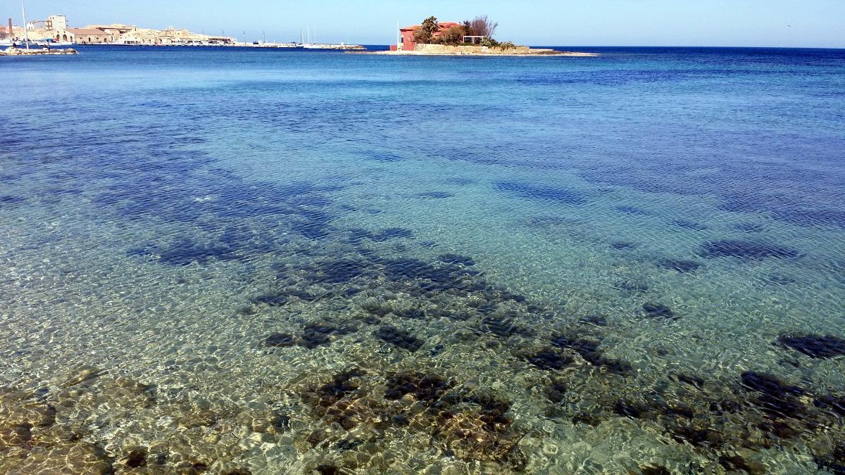 Acqua cristallina